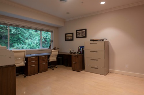 2572 Westhill Close, West Vancouver, BC 