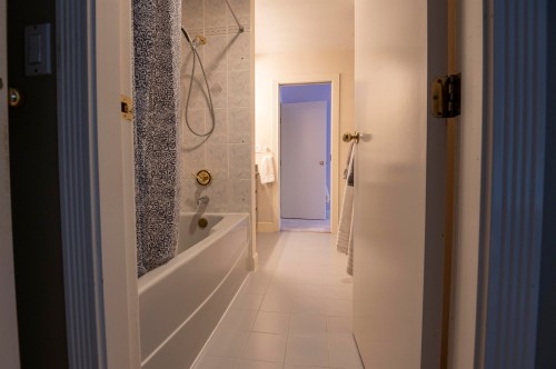 2572 Westhill Close, West Vancouver, BC 