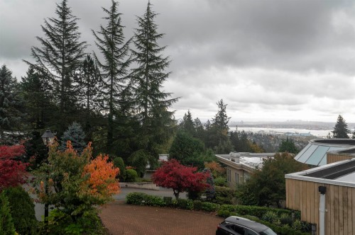 2572 Westhill Close, West Vancouver, BC 