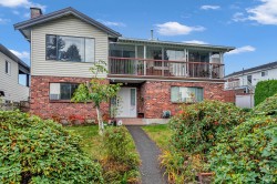 6760 Lakeview Avenue  Burnaby, BC V5E 2P4