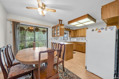 6760 Lakeview Avenue, Burnaby, BC 