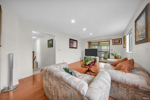 6760 Lakeview Avenue, Burnaby, BC 