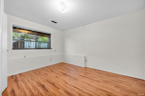 6760 Lakeview Avenue, Burnaby, BC 