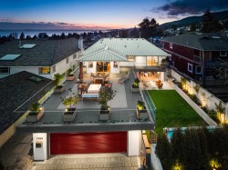 1388 21st Street  West Vancouver, BC V7V 4B3