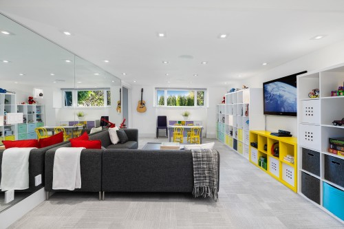 1388 21St Street, West Vancouver, BC 