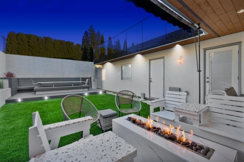 1388 21St Street, West Vancouver, BC 