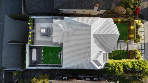 1388 21St Street, West Vancouver, BC 