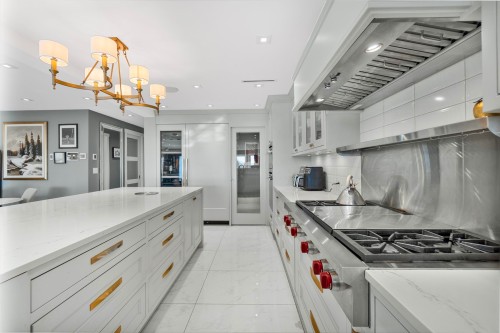 1388 21St Street, West Vancouver, BC 