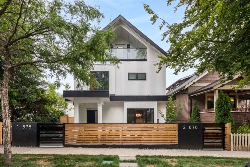 1-878 37 Avenue E, Vancouver, BC 