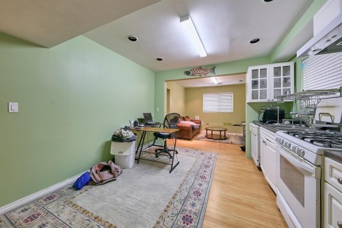 1313 Johnson Street, Coquitlam, BC 