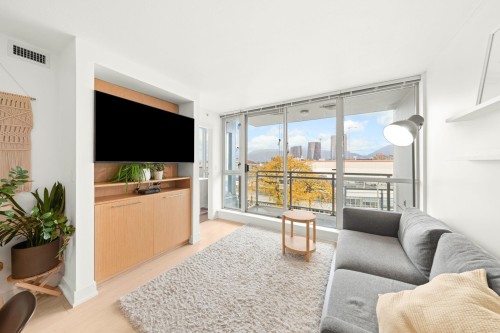 425-2008 Pine Street, Vancouver, BC 