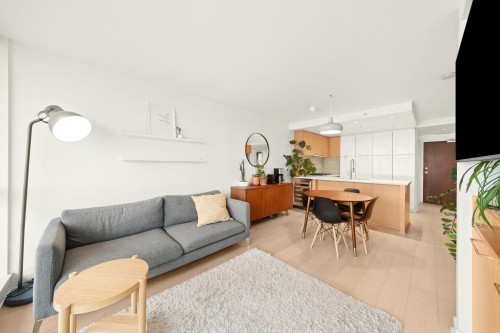 425-2008 Pine Street, Vancouver, BC 