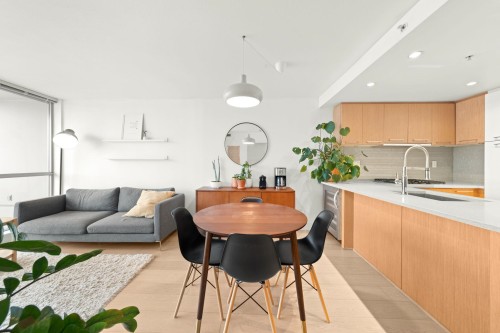 425-2008 Pine Street, Vancouver, BC 