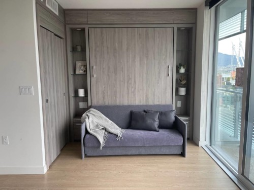 2010-89 Nelson Street, Vancouver, BC 