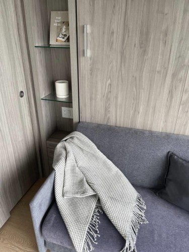 2010-89 Nelson Street, Vancouver, BC 