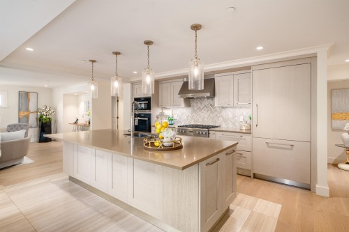 3939 34Th Avenue W, Vancouver, BC 