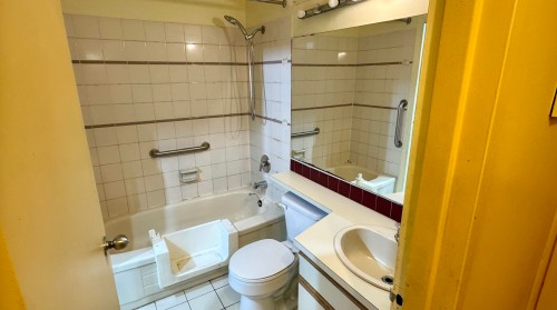 403-1010 Chilco Street, Vancouver, BC 