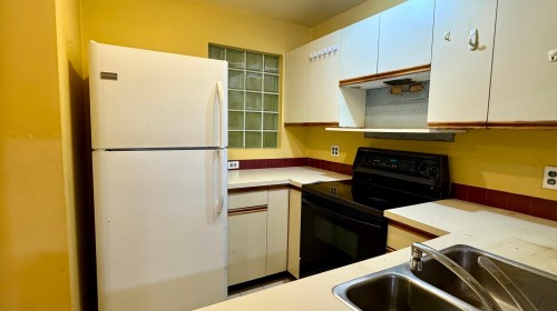 403-1010 Chilco Street, Vancouver, BC 