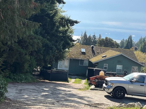 6300 Samron Road, Sechelt, BC 