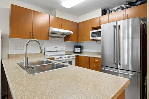 305-2028 37Th Avenue E, Vancouver, BC 