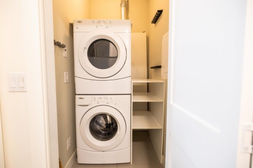 110-12040 222 Street, Maple Ridge, BC 