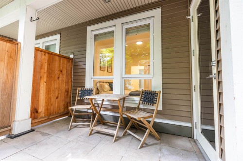 110-12040 222 Street, Maple Ridge, BC 