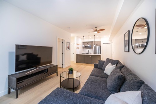 110-12040 222 Street, Maple Ridge, BC 