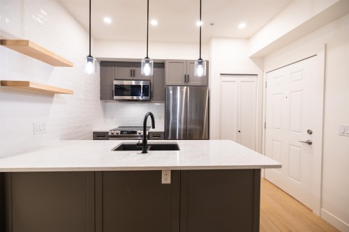 110-12040 222 Street, Maple Ridge, BC 