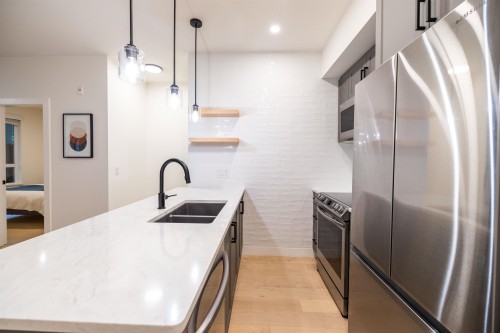 110-12040 222 Street, Maple Ridge, BC 