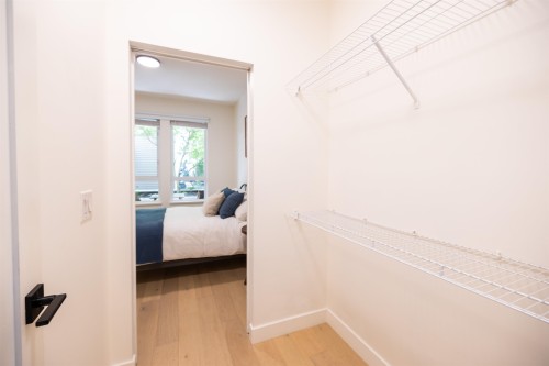 110-12040 222 Street, Maple Ridge, BC 