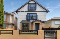 5092 Clarendon Street  Vancouver, BC V5R 3J6