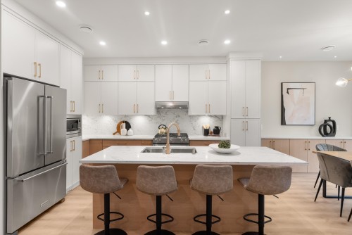 4880 Garry Street, Richmond, BC 