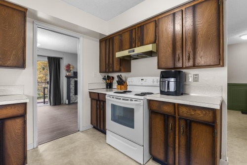 1507 Elinor Crescent, Port Coquitlam, BC 