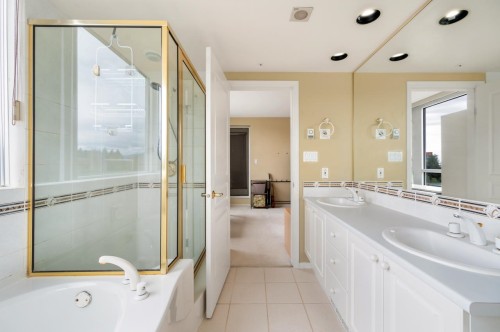 1204-5775 Hampton Place, Vancouver, BC 