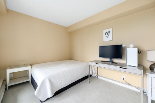 1204-5775 Hampton Place, Vancouver, BC 