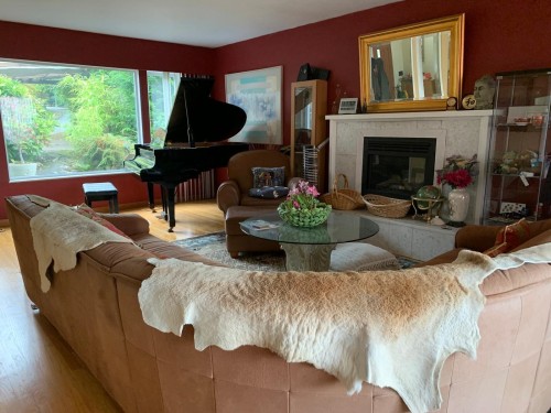 4582 Woodgreen Court, West Vancouver, BC 