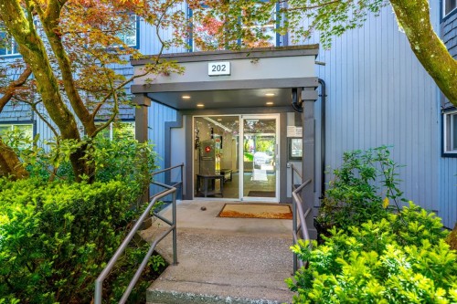 229-202 Westhill Place  Port Moody, BC V3H 1V2