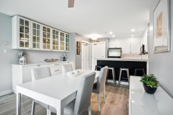 404-225 Newport Drive  Port Moody, BC V3H 5H1