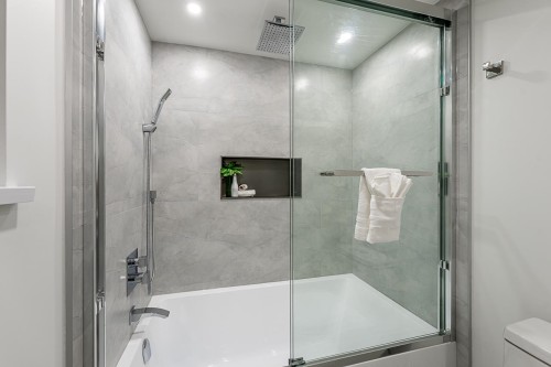 531 Greenway Avenue, North Vancouver, BC 