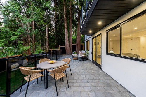 531 Greenway Avenue, North Vancouver, BC 