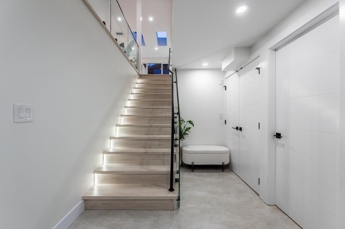 531 Greenway Avenue, North Vancouver, BC 