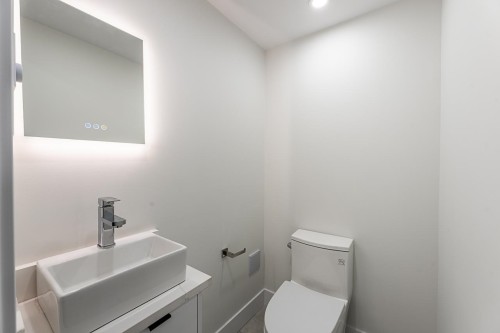 531 Greenway Avenue, North Vancouver, BC 