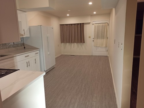 Upper-2161 Prairie Street, Port Coquitlam, BC 