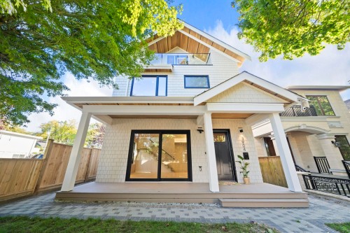 3904 23Rd Avenue W, Vancouver, BC 