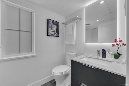 118-2070 Curling Road, North Vancouver, BC 