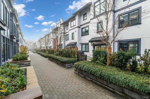 118-2070 Curling Road, North Vancouver, BC 