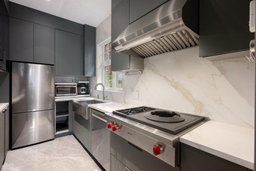 3792 34Th Avenue W, Vancouver, BC 