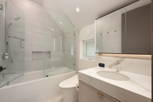 3792 34Th Avenue W, Vancouver, BC 