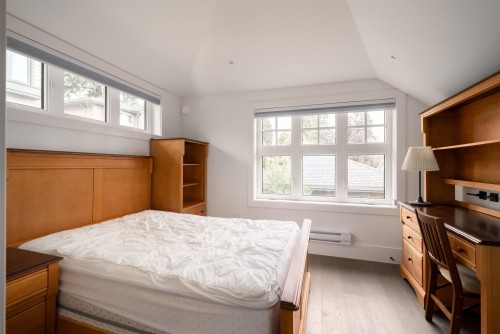 3792 34Th Avenue W, Vancouver, BC 