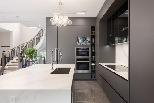 3792 34Th Avenue W, Vancouver, BC 